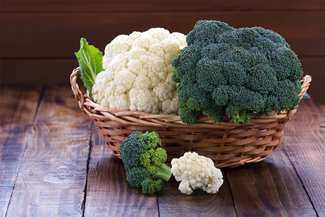 Brokolili Karnabahar Salatas - Hazrlamas Kolay Leziz Salata Tarifleri